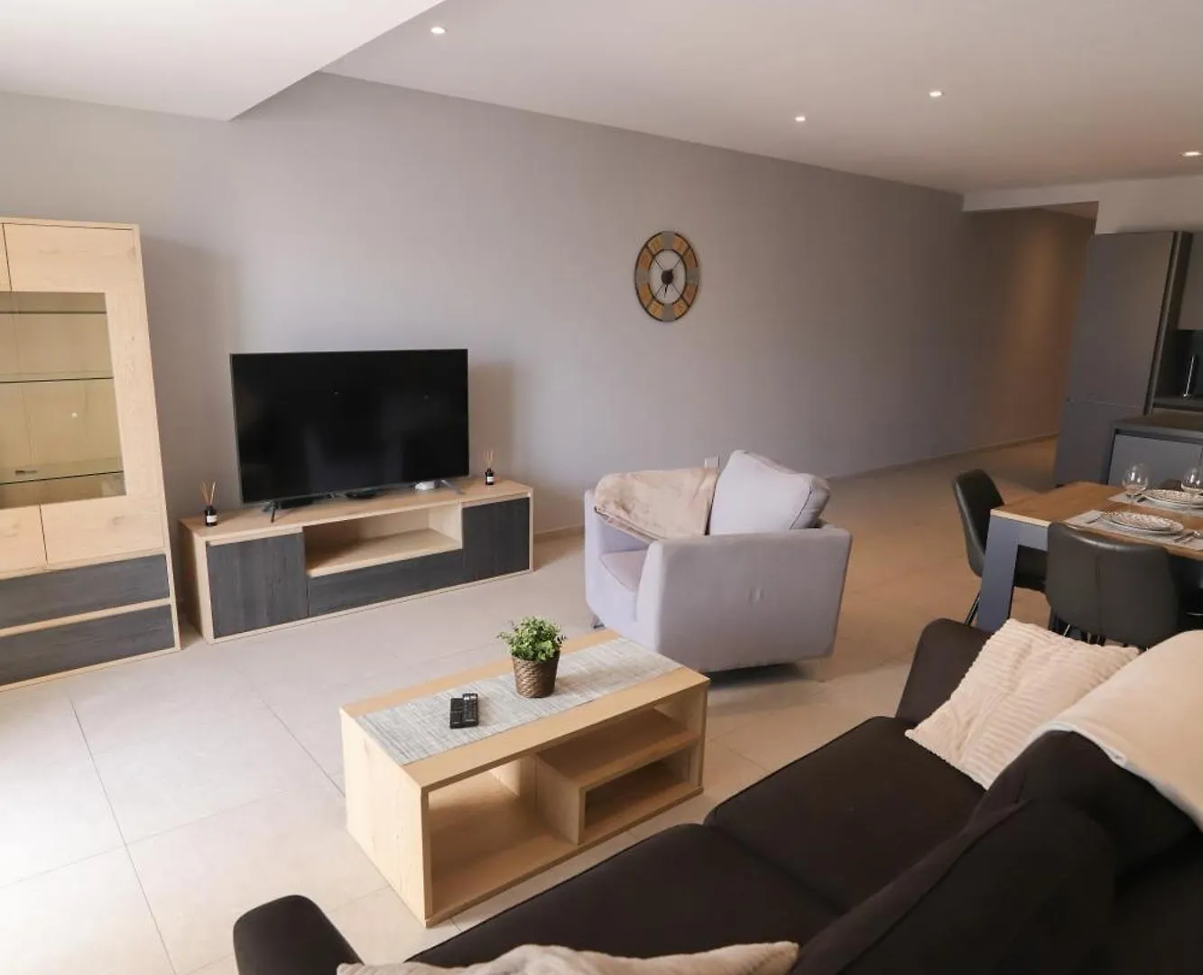 Apartment Stunning City-Center 3Br Sliema Malta