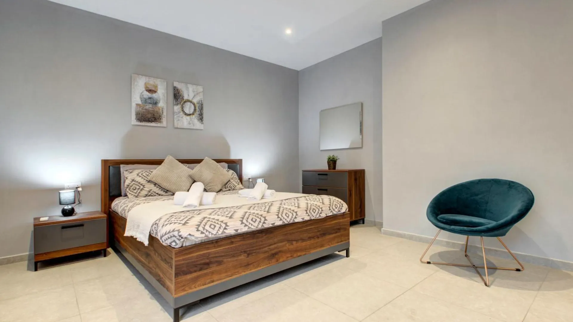 Stunning City-Center 3Br Sliema