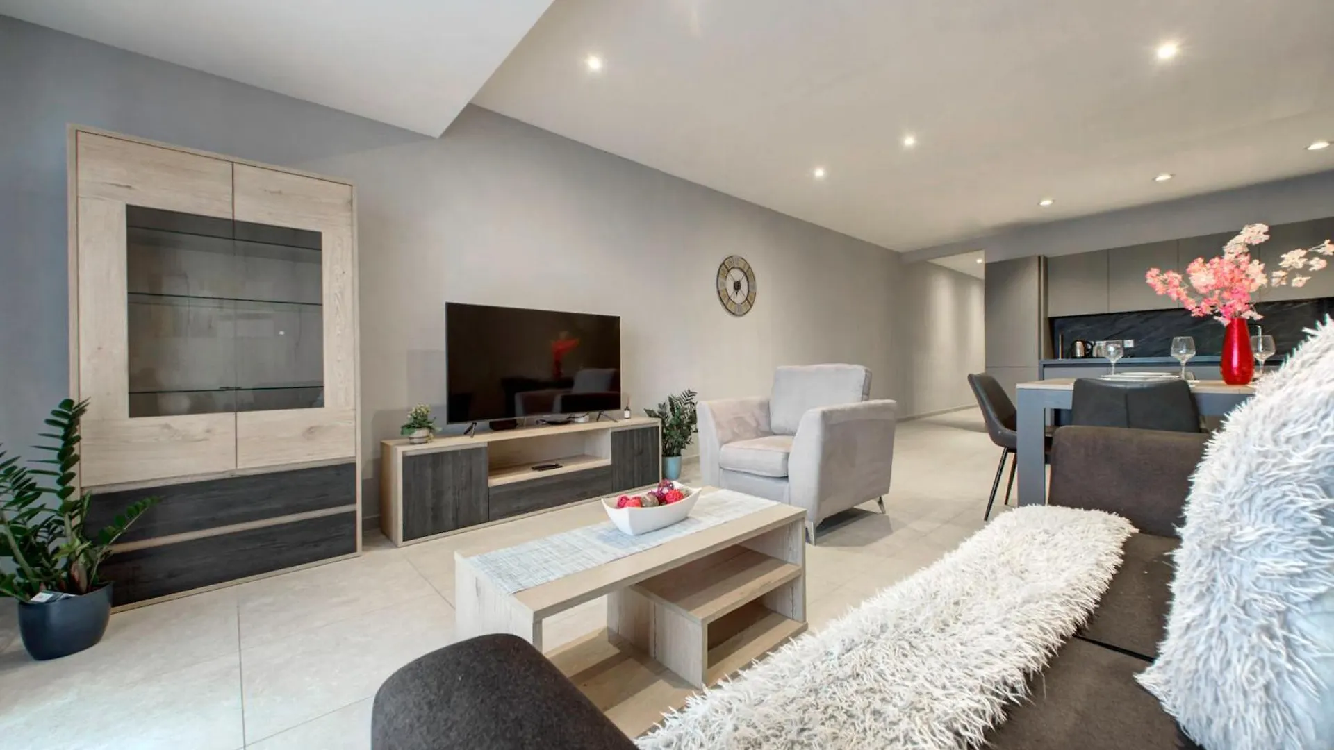 Stunning City-Center 3Br Sliema